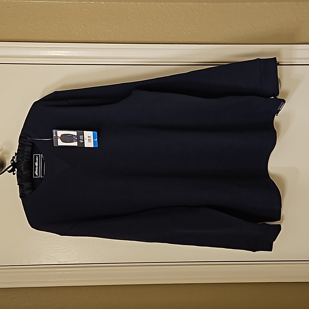 NWT Eddie Bauer  Men's LS Waffle Thermal Crew Neck Navy Large